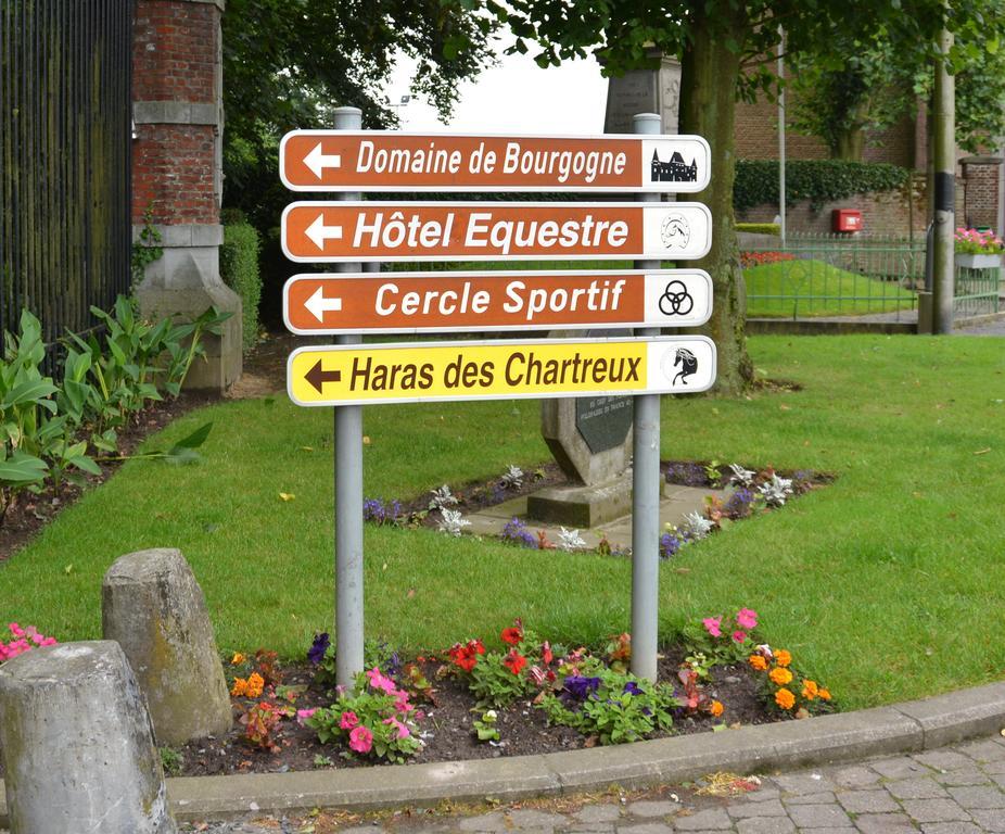 Hotel Haras Des Chartreux Estaimbourg Zimmer foto