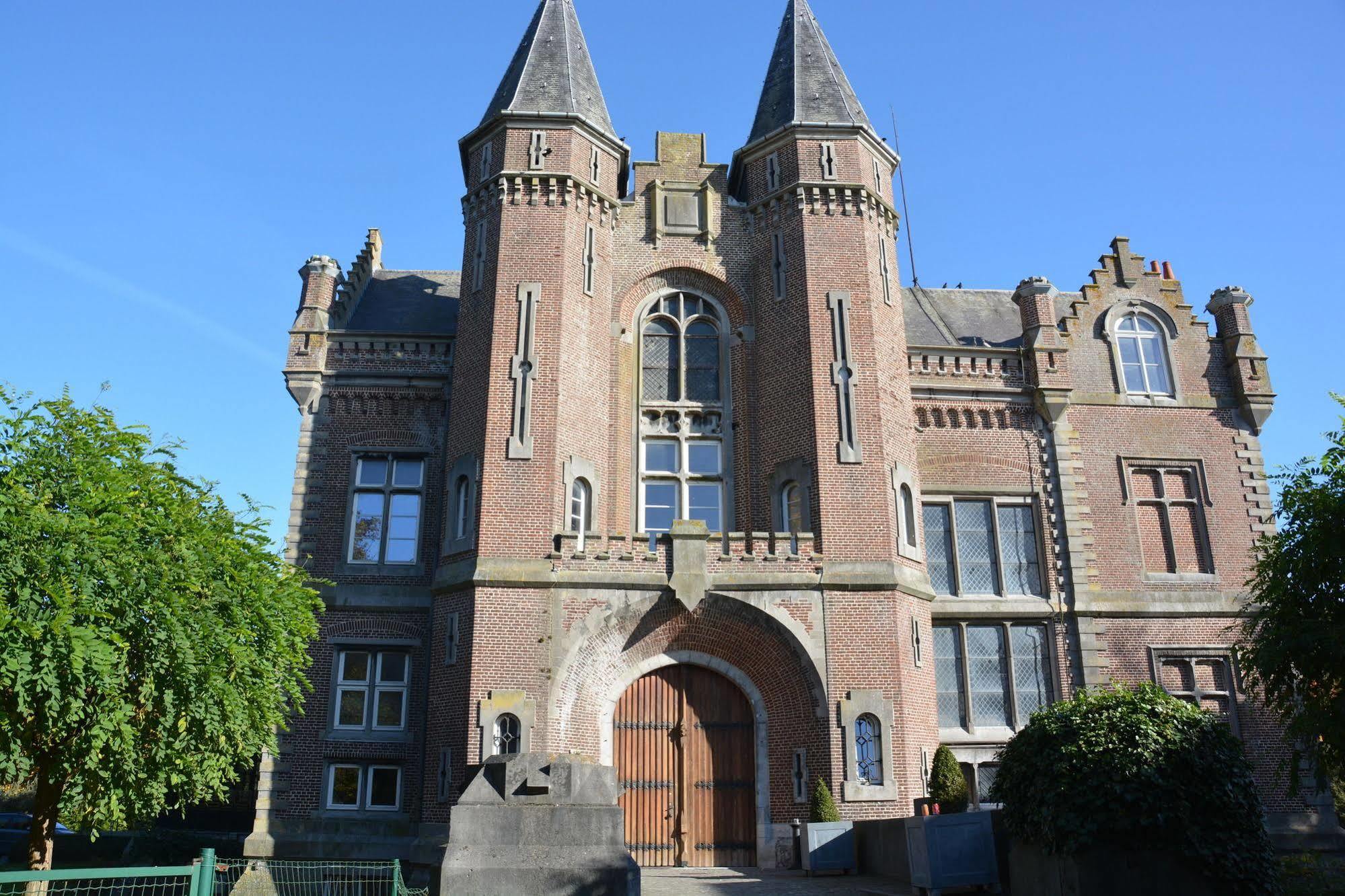 Hotel Haras Des Chartreux Estaimbourg Exterior foto